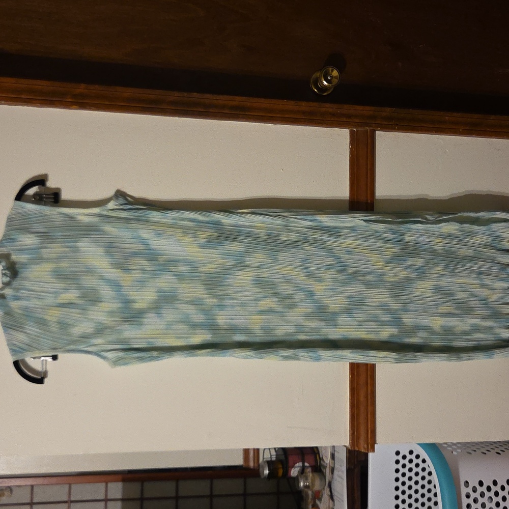 Sleeveless Maxi Dress in Blue and Yellow